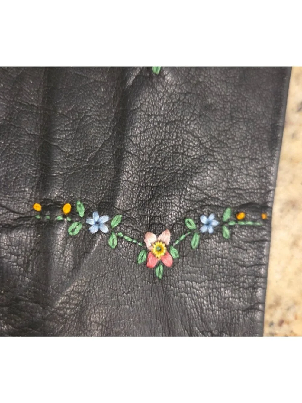 Vintage Womens Size S / 6.5 Black Leather Embroidered Flower Formal Gloves Italy